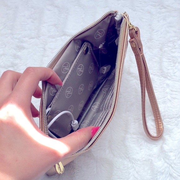 Rose Gold Wristlet with Phone Charger - Picture 3 of 5